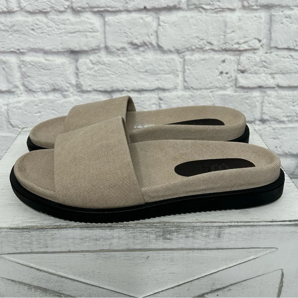 NWOT 8 By YOOX Men’s Beige Canvas Slide Sandals